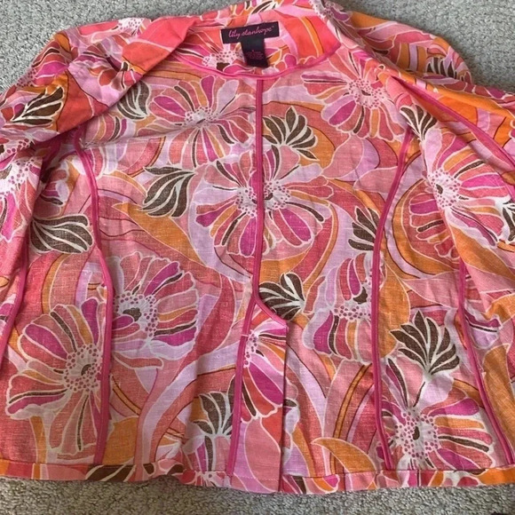 Lily Stanhope Vintage Linen Blazer - Picture 5 of 5